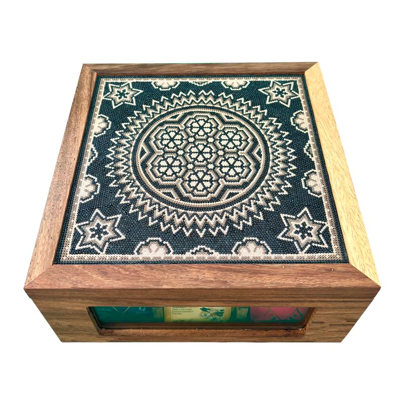Small Glass Black/White Tea Box - Wixarika Collection